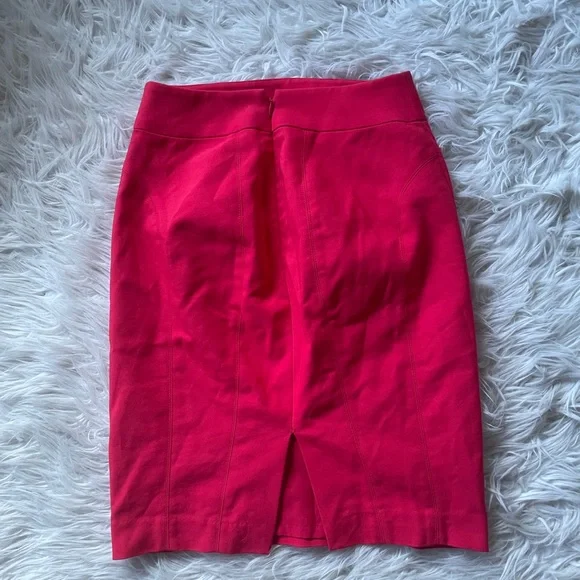 Express Pencil Skirt - 00 - Picture 3 of 3